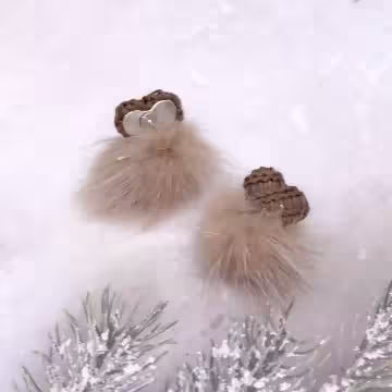 愛心深咖毛毛球×吊墜耳環