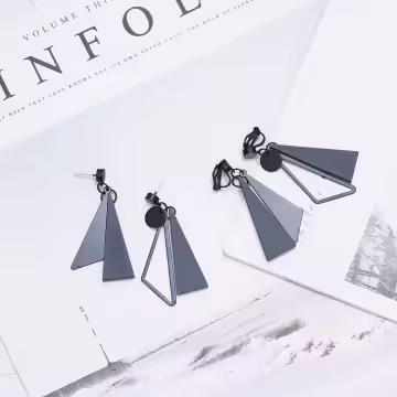 霧霾藍黑木頭三角×不對稱三角耳夾