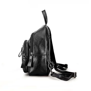 酷黑拉鍊軟皮革×後背包.avif