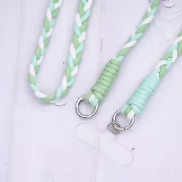 撞色麻花辮×手機斜背雙勾掛繩×綠白