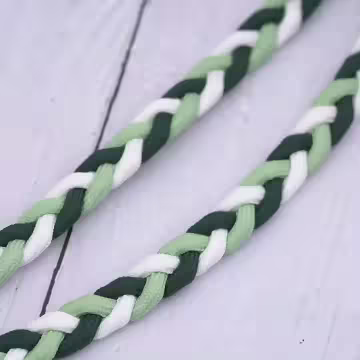 撞色麻花辮×手機斜背雙勾掛繩×綠色