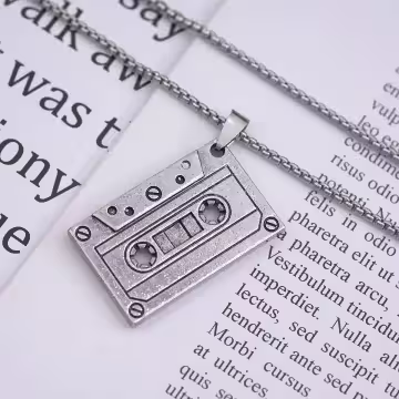 復古錄音帶×中性長項鍊