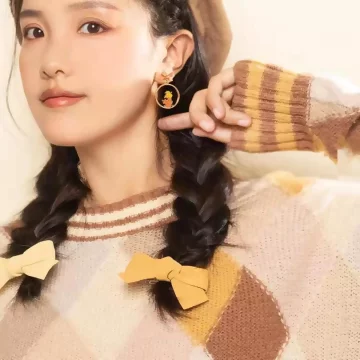福狸×不對稱三角耳夾.avif