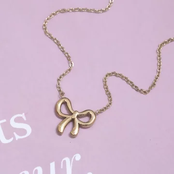 316鋼飾×蝴蝶結×鎖骨項鍊×金色.avif