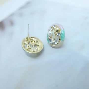 鬱金香花園×耳環 .avif