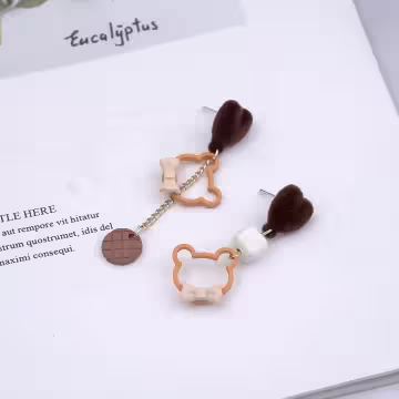 絨毛愛心小熊餅乾&times;不對稱吊墜耳環