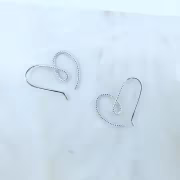 愛心線條麻花捲&times;耳勾