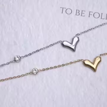 316鋼飾×愛心點鑽×鎖骨項鍊×金色