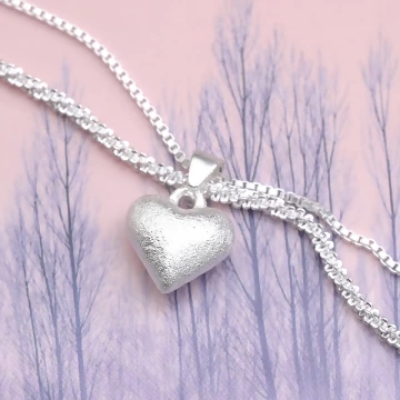 雙層磨砂愛心×鎖骨項鍊.avif