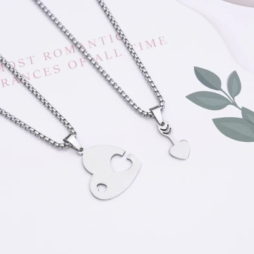 925銀飾×簡約磨砂愛心×鎖骨項鍊 .avif