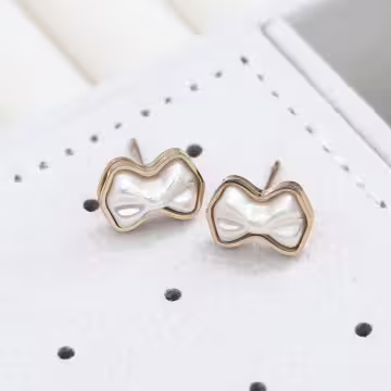 316鋼飾×白色可愛蝴蝶結×耳釘