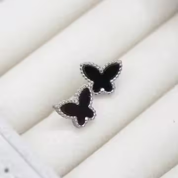 316鋼飾×酷黑蝴蝶×耳釘×共二色