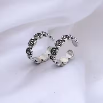 復古玫瑰花圈×U型耳骨夾