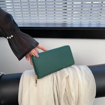 細編交織紋×拉鍊長皮夾×綠色.avif