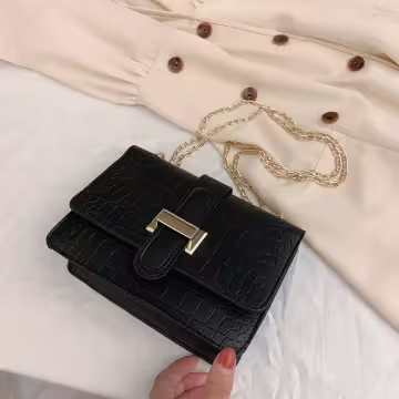 鱷魚石紋經典H扣×斜背包×黑色