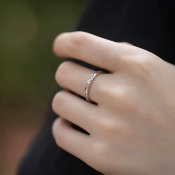 925銀飾×簡約磨砂愛心×鎖骨項鍊 .avif