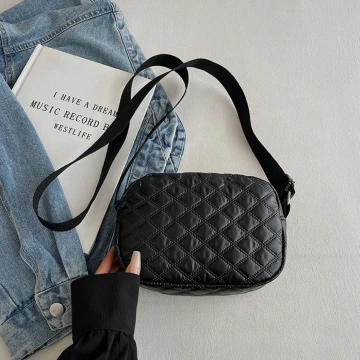 Y3K科技感菱格小方包×斜背包×黑色.avif