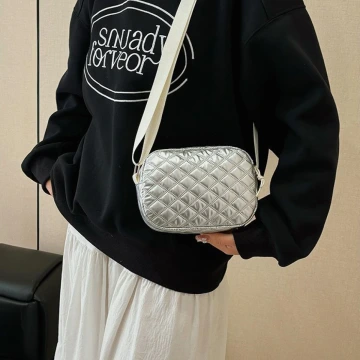 Y3K科技感菱格小方包×斜背包×銀色.avif