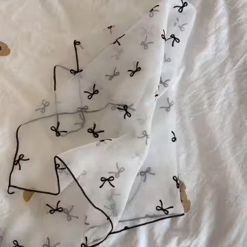 黑白網紗蝴蝶結×絲巾×四角頭巾