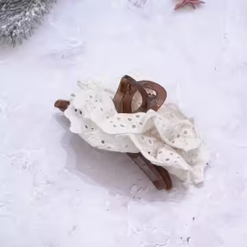 復古米白蕾絲琥珀色×鯊魚夾