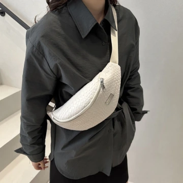 925銀飾×簡約磨砂愛心×鎖骨項鍊 .avif