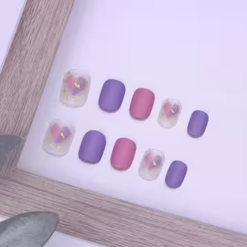 粉紫撞色愛心霧面&times;穿戴式手指甲片&times;二十四入