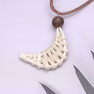 藤編月牙×蠟繩×可調節長項鍊×共二色
