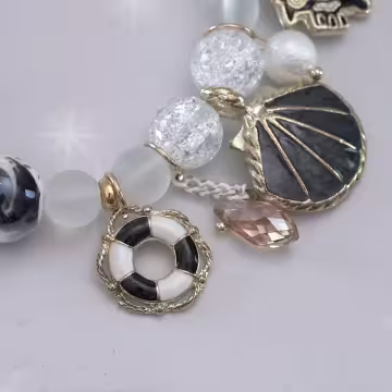 甜美貝殼海洋熱帶魚×固定式串珠手環×黑色