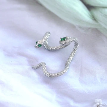 綠眼纏繞小蛇×右耳單邊耳掛.avif