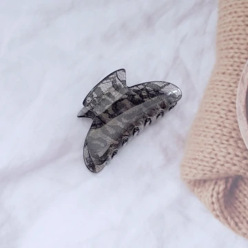 925銀飾×蕾絲鈴鐺晶鑽×鎖骨項鍊.avif
