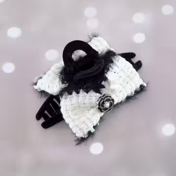 山茶花珍珠毛線編織×鯊魚夾×共二色