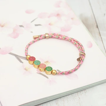 粉紅小草莓平安扣&times;拉繩手鍊.avif
