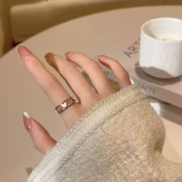 金愛心鏤空晶鑽&times;開口戒指