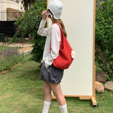 焦糖布丁小花亮面&times;穿戴式手指甲片&times;二十四入 .avif