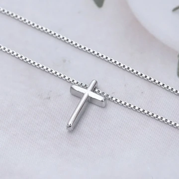 925銀飾&times;十字&times;鎖骨項鍊.avif