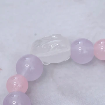招財綠幽靈&times;固定式串珠手鍊.avif