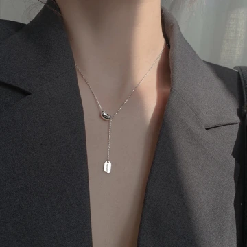 925銀飾&times;扭轉小愛心&times;開口戒指.avif