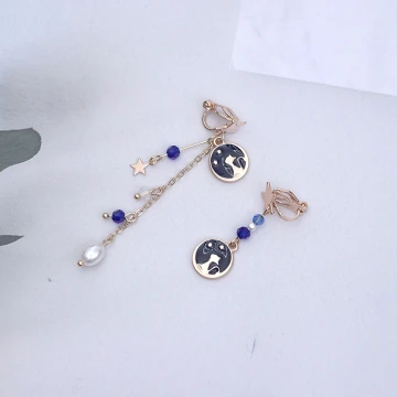 星夜貓咪&times;不對稱吊墜耳環.avif