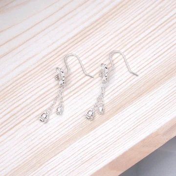 925銀針&times;流光方鑽&times;耳扣.avif