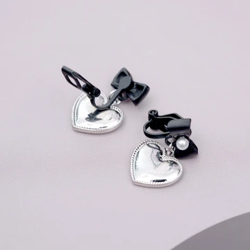 黃色小鴨&times;吊墜耳環.avif