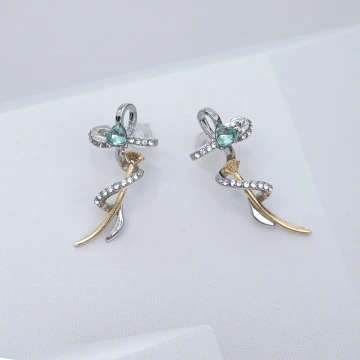 925銀飾&times;蝴蝶結圓珠&times;雙層手鍊.avif